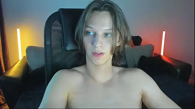 Ostin_meow webcam