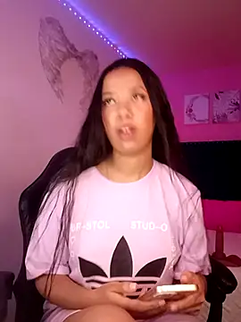 SallyWhitee webcam
