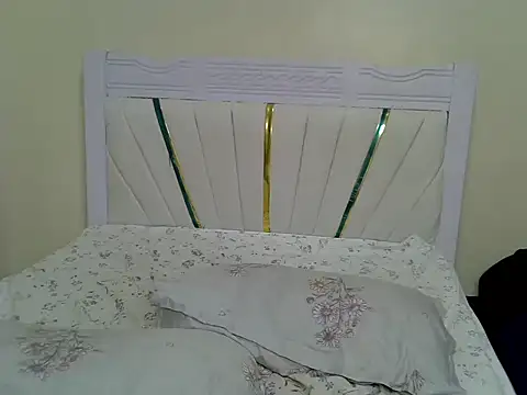 Petiteblossom webcam