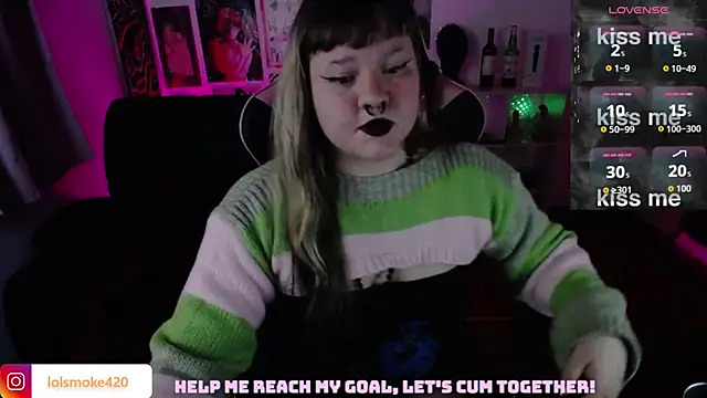 Bdsm_and_fries webcam