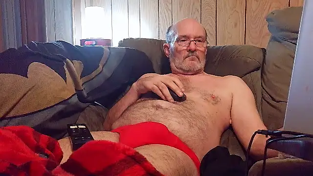 snickers1 (M grandpa) - to jerk off