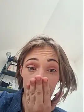 Miss_North webcam