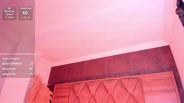 CristineRainn_ live cam on StripChat