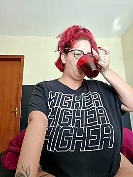 Escarlate4you_ webcam