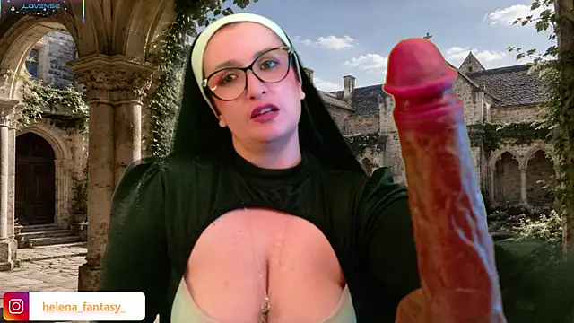 helenas_fantasy webcam
