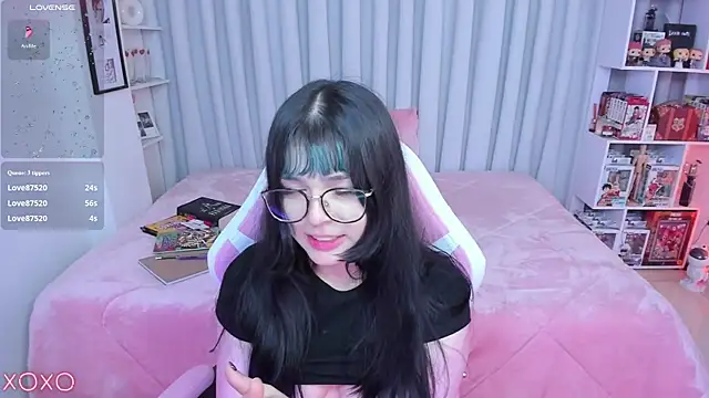 misshoneyxxx webcam