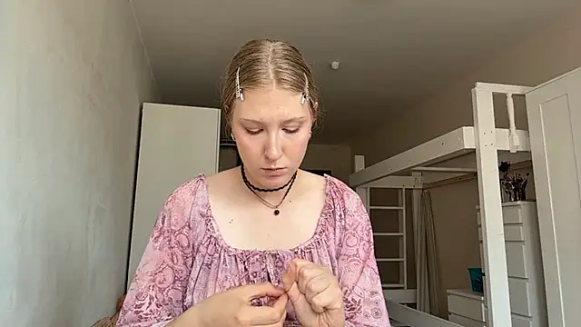 JoltingSmile webcam