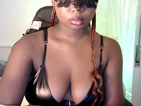 zoe215 webcam
