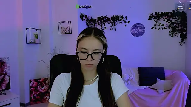 olivia_kit webcam