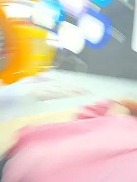 trytomakememoam webcam