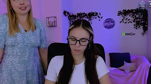 olivia_kit live cam on StripChat
