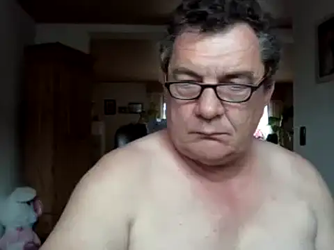Nobbie444 live cam on StripChat