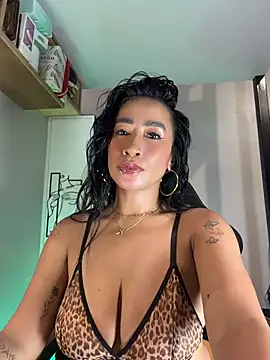AsianMilfSheryl