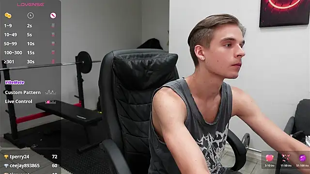 david_heath (M twink) - WILL BUY A NEW TOY