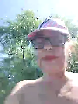 Love_Tina_Forever live webcam show