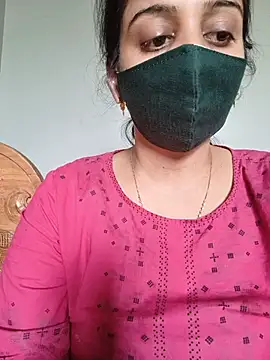 Tamil_shalini live cam on StripChat