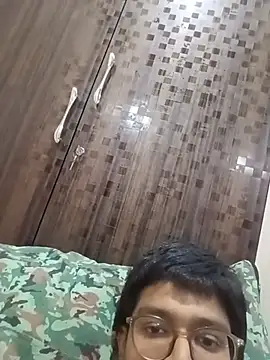 ghapaghap_6969 (M twink) - Feels so lonely