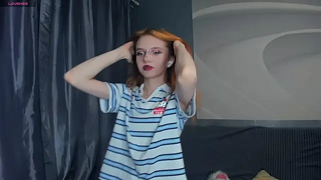 TarynPalek webcam
