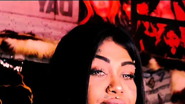 indian_dreamgirl webcam
