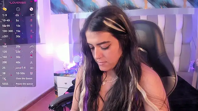 IsaDiiaz webcam