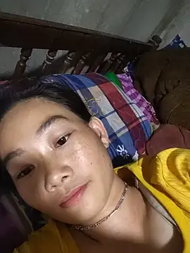 gio-thu live cam on StripChat