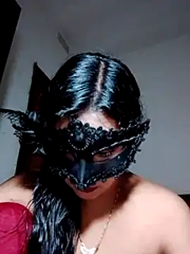 Sweetie_250 live cam on StripChat
