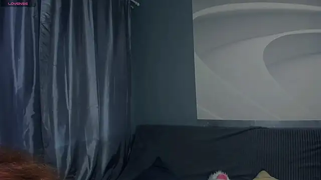 TarynPalek webcam