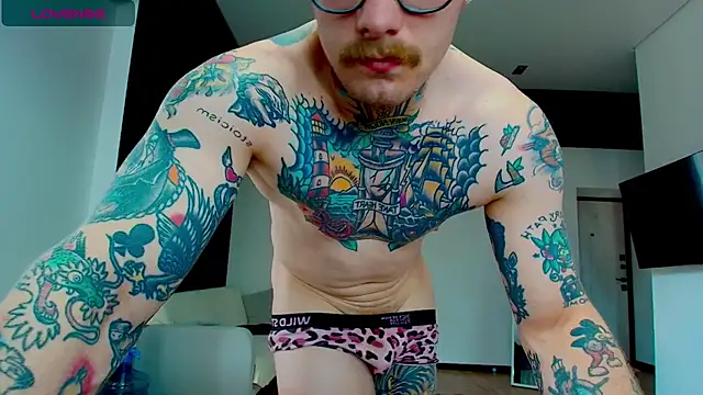white_King9999 webcam