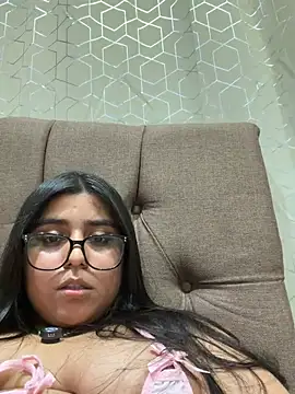 virginbrunette99 webcam