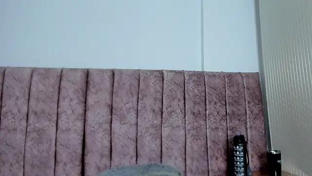 Dahlia_rossee webcam