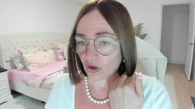 Vika73 webcam