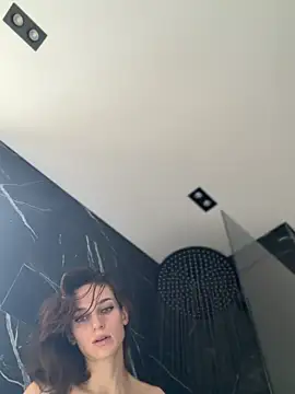 -AngelAri- webcam
