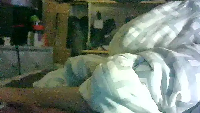 CR3M3_FIR3 live cam on StripChat