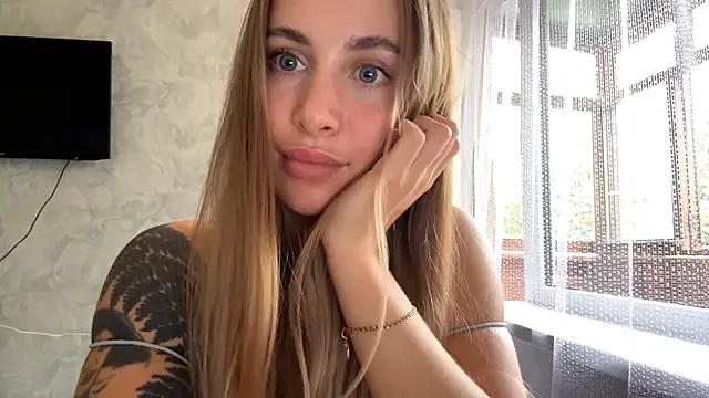 Micky_blush