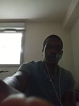 papoupinthishit webcam