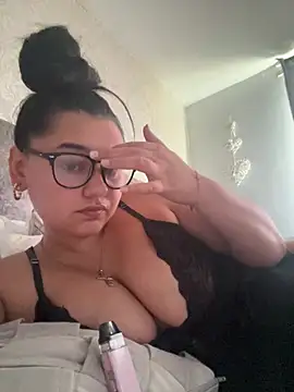 Wild_Busty_Niyah_XX webcam