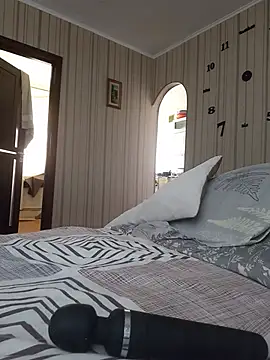 BustyBlond webcam