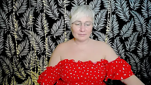 Olivia_playful webcam