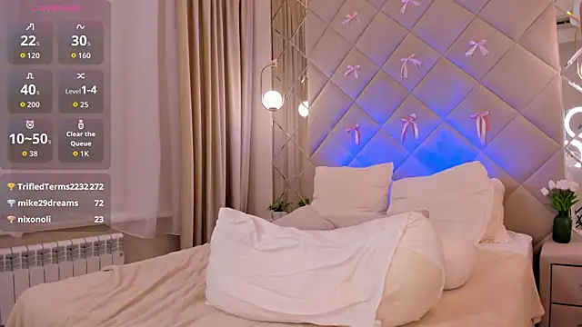 Chloee_White webcam