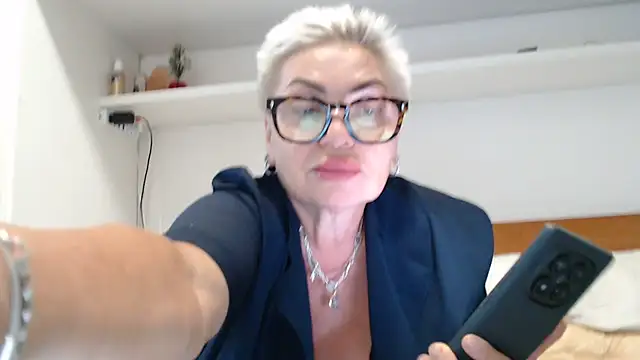 LindaL webcam