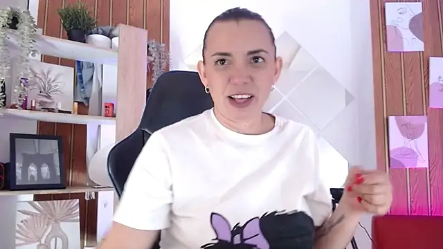 milfsecret69 webcam