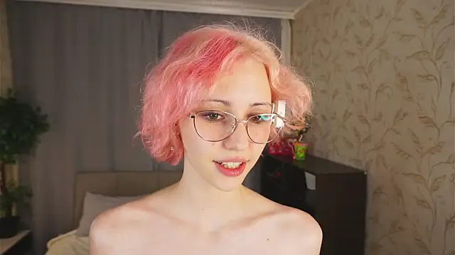ErmelindaRottner live webcam show