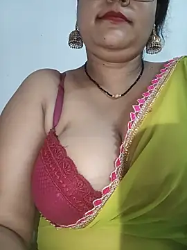 Nyra-23 live cam on StripChat