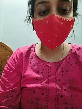 Tamil_shalini live cam on StripChat