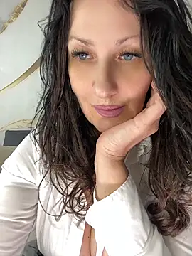 AnnaGrei live webcam show