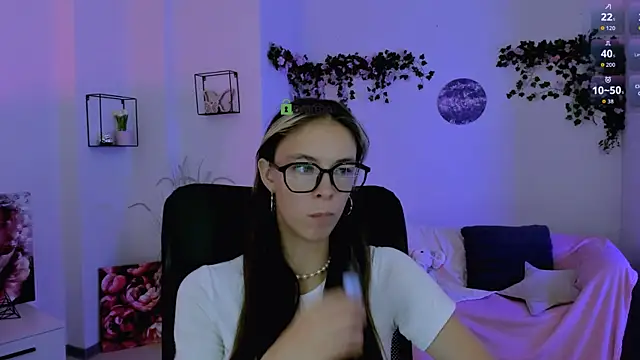 olivia_kit webcam