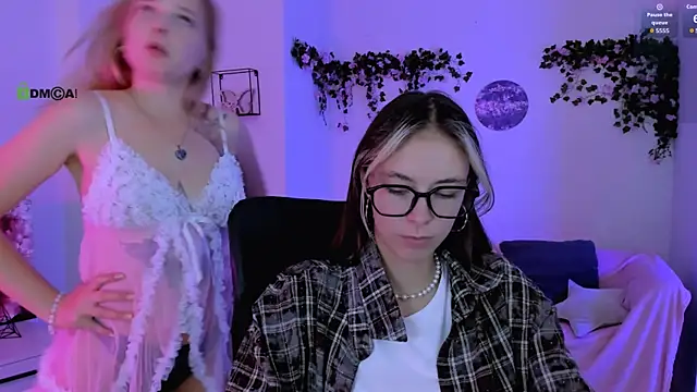 olivia_kit webcam