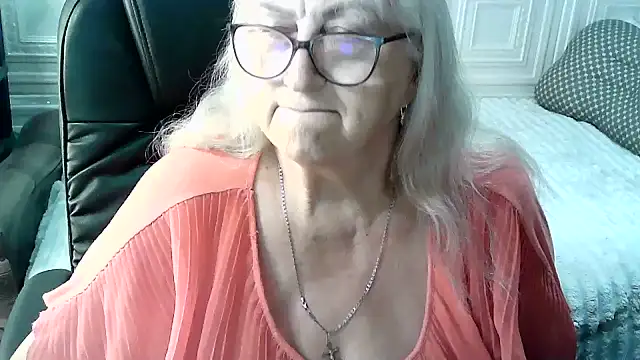 LolkaAlyss webcam