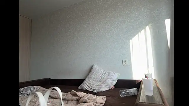 LunarVelvet webcam