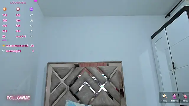 CuteLatinaxx webcam